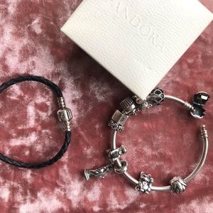 Pandora bracket set with charms